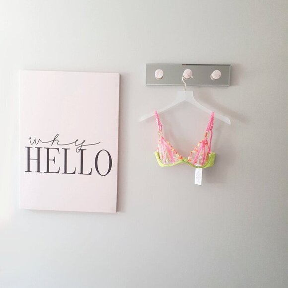 NWT For Love & Lemons x Victoria's Secret Tossed Heart embroidery Bra, XS - Picture 8 of 13